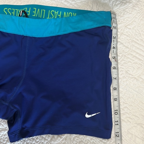 Nike dri-fit running shorts - Picture 7 of 7